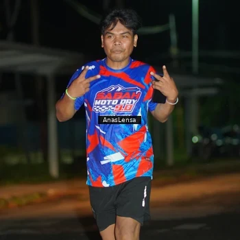 Runner Photo 6039750