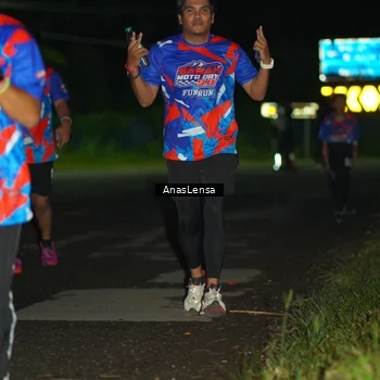 Runner Photo 6039774