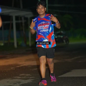 Runner Photo 6039788