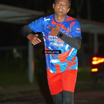 Runner Photo 6039817