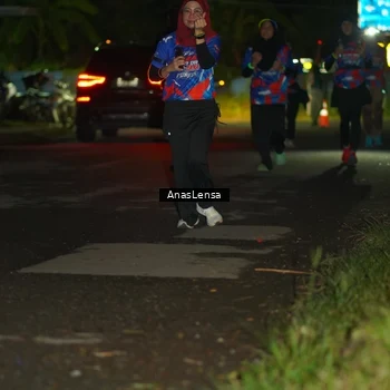 Runner Photo 6039821