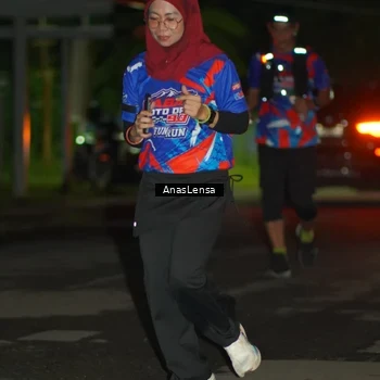 Runner Photo 6039824