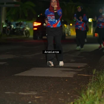 Runner Photo 6039825