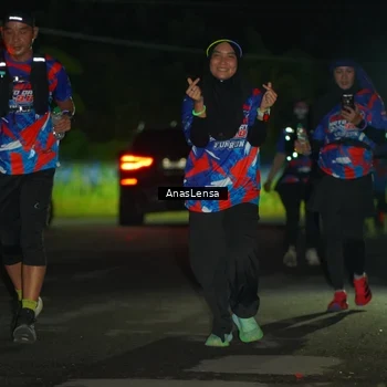 Runner Photo 6039830