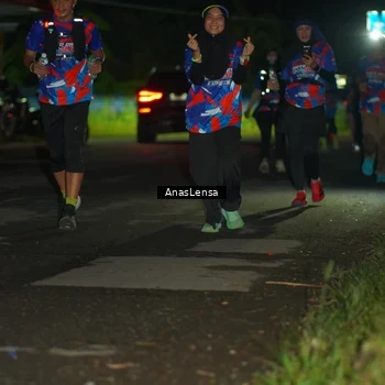 Runner Photo 6039831