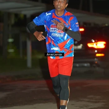 Runner Photo 6039841