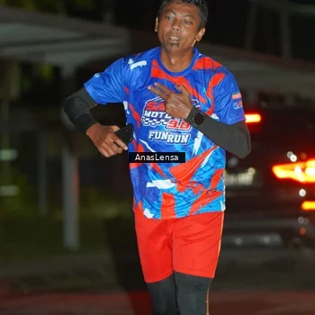 Runner Photo 6039842