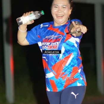 Runner Photo 6039847