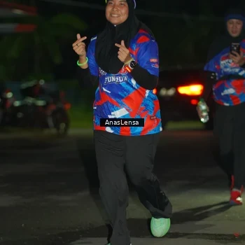 Runner Photo 6039854