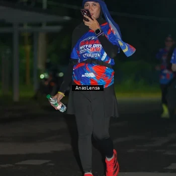 Runner Photo 6039858