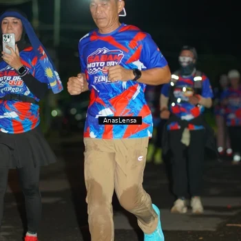 Runner Photo 6039863