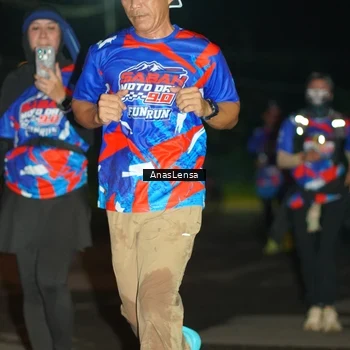 Runner Photo 6039867