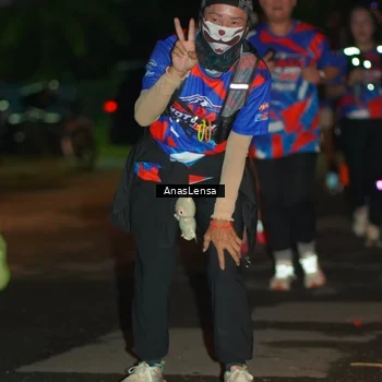Runner Photo 6039876