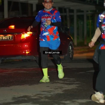 Runner Photo 6039883
