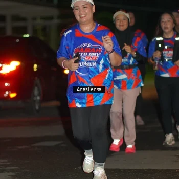Runner Photo 6039885