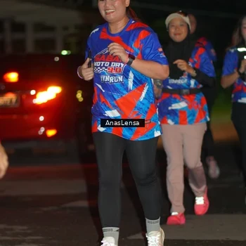Runner Photo 6039888