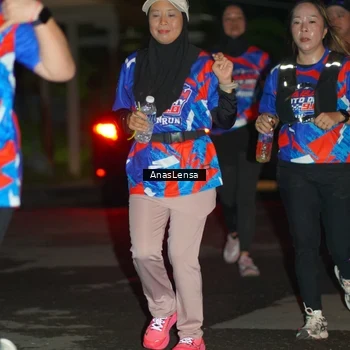 Runner Photo 6039894
