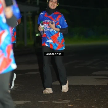 Runner Photo 6039898
