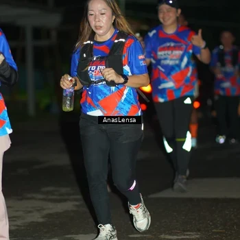 Runner Photo 6039899