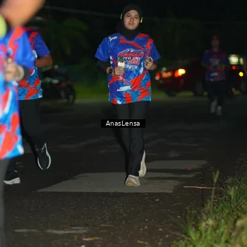 Runner Photo 6039901