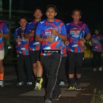 Runner Photo 6039909