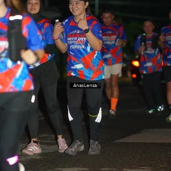 Runner Photo 6039914