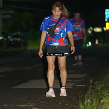 Runner Photo 6039940