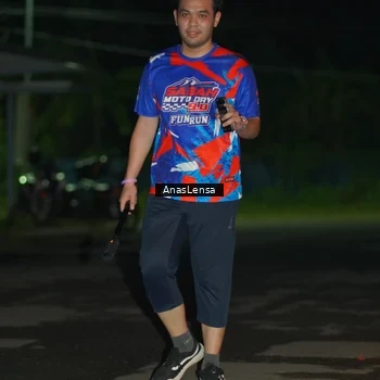 Runner Photo 6039957
