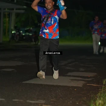 Runner Photo 6039974