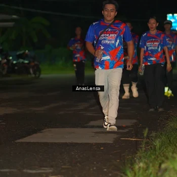 Runner Photo 6039993