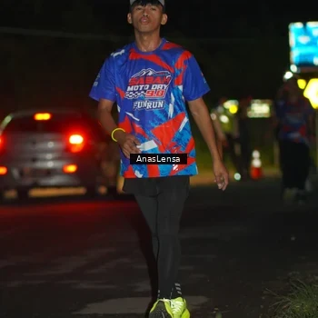 Runner Photo 6040013