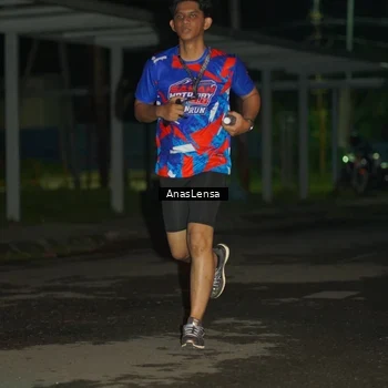 Runner Photo 6040020