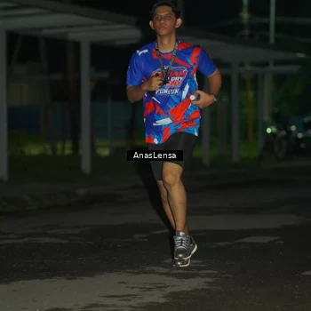 Runner Photo 6040022
