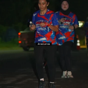 Runner Photo 6040029