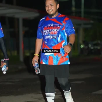 Runner Photo 6040035