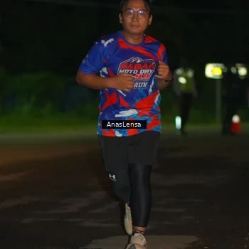 Runner Photo 6040045