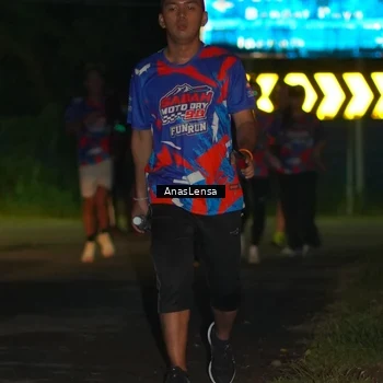 Runner Photo 6040050