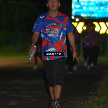 Runner Photo 6040055