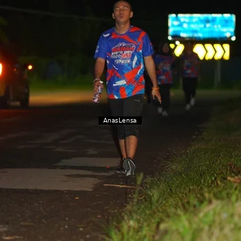 Runner Photo 6040060