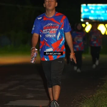Runner Photo 6040063