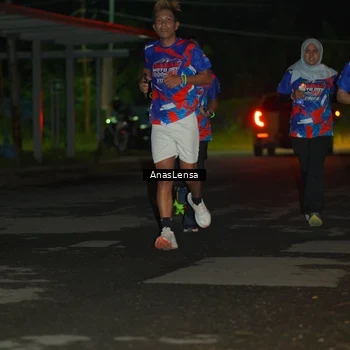 Runner Photo 6040068