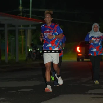 Runner Photo 6040070