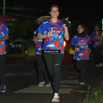 Runner Photo 6040078