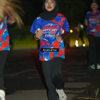 Runner Photo 6040079