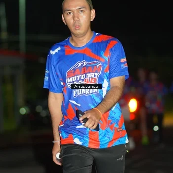 Runner Photo 6040082