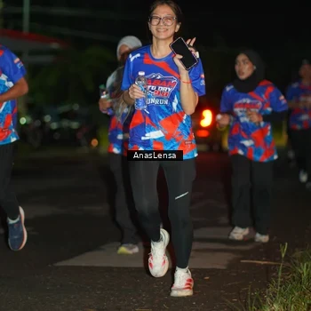 Runner Photo 6040083