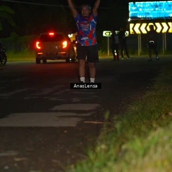 Runner Photo 6040097