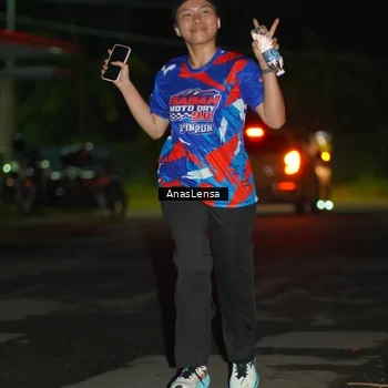 Runner Photo 6040099