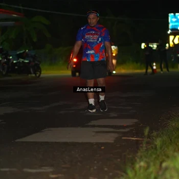 Runner Photo 6040100