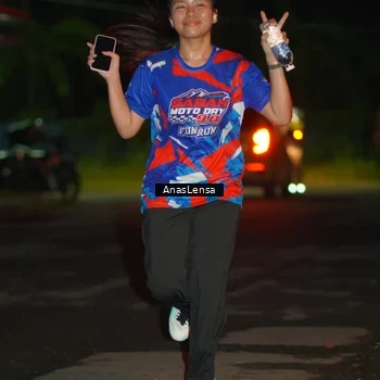 Runner Photo 6040103